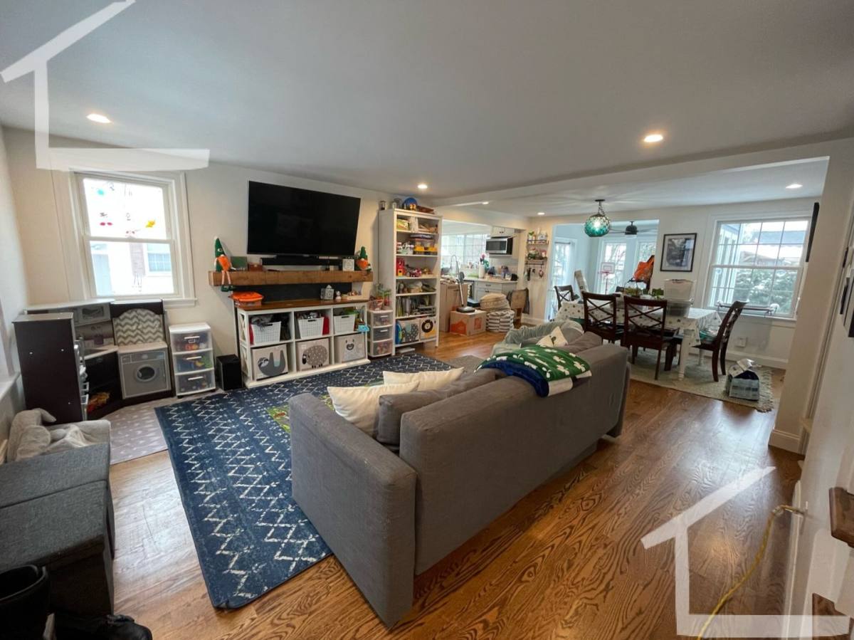 House for rent at 181 Christina St #1A, Newton Highlands, MA 02461