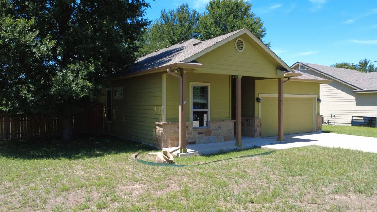 House for rent at 131 Mokulua Lane, Bastrop, TX 78602