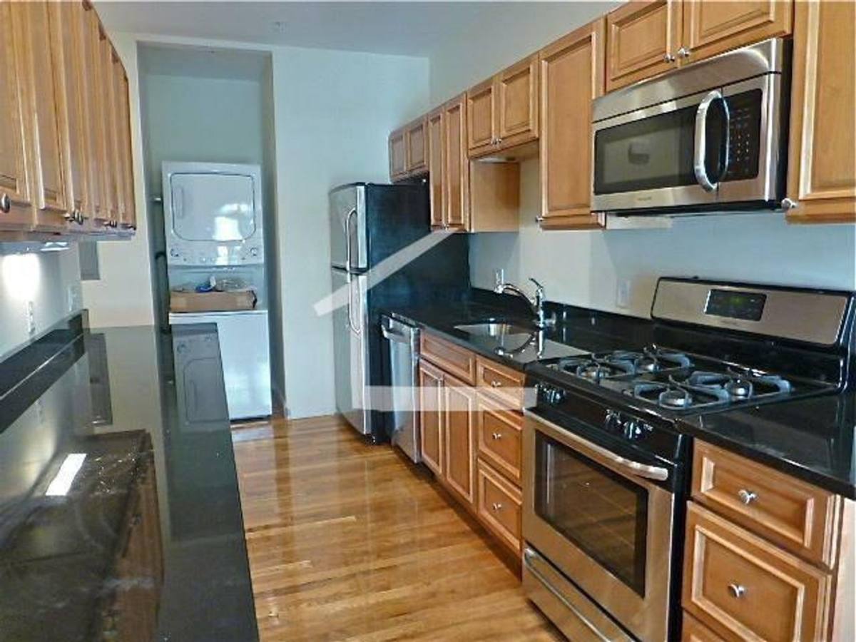 House for rent at 171 Fuller St #2, Brookline, MA 02446