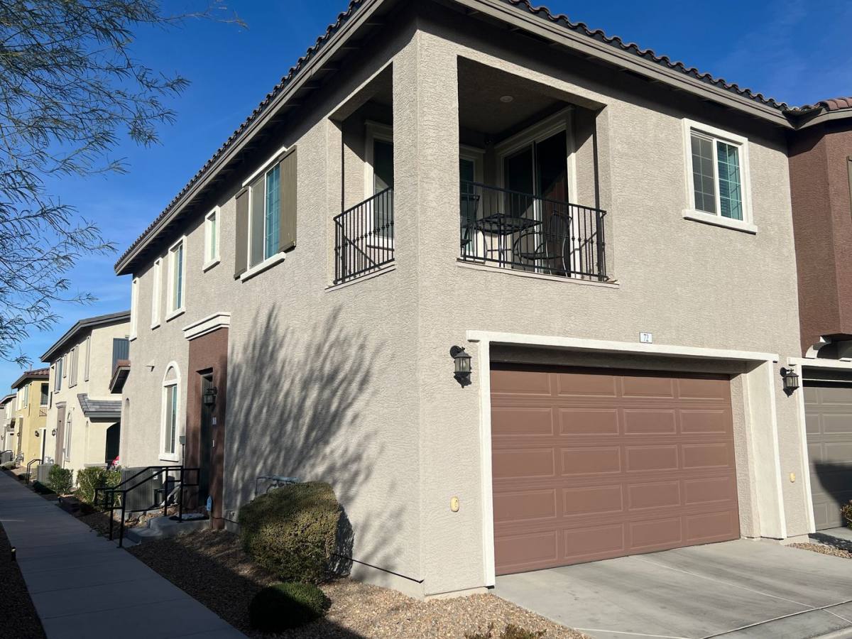 Townhouse for rent at 20 Barbara Lane, Las Vegas, NV 89183