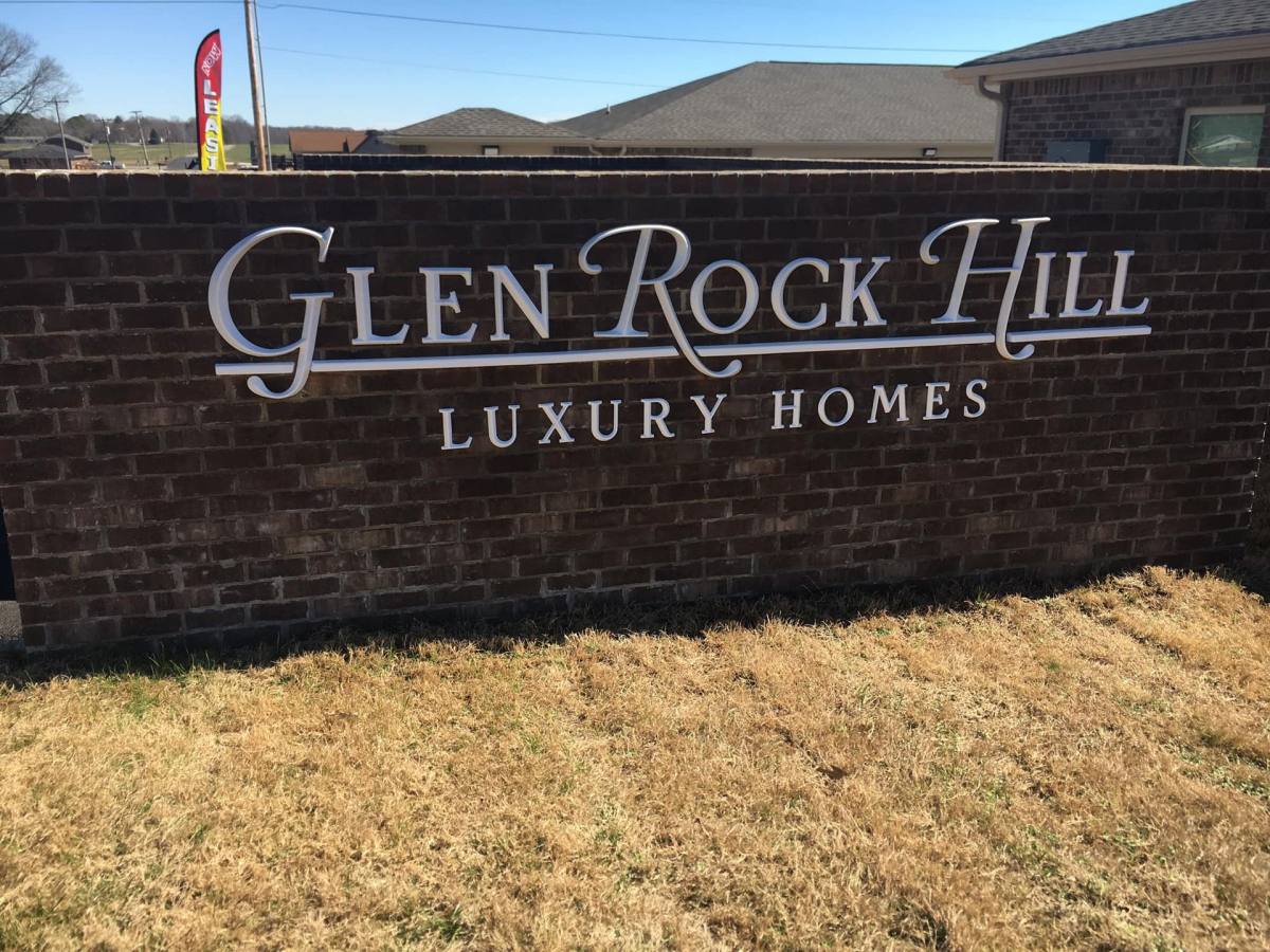 Apartment for rent at 17 Glen Rock Dr, Loretto, TN 38469