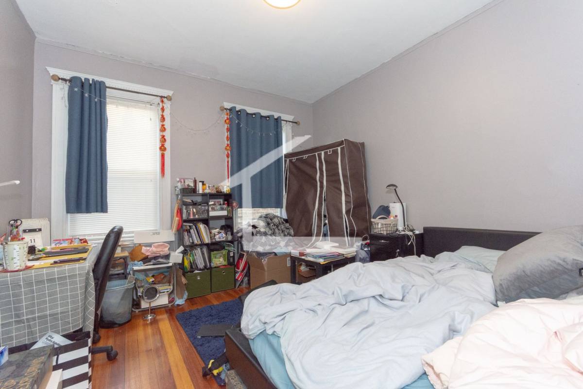 House for rent at 33 Chester St #3, Allston, MA 02134