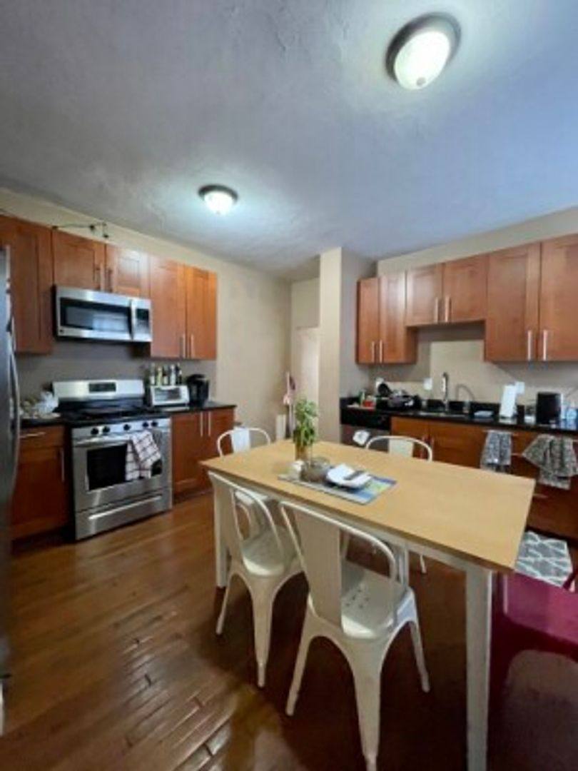 Apartment for rent at 35 Glenville Ave #6, Allston, MA 02134