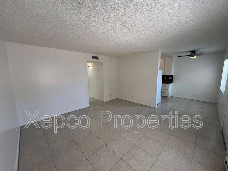Apartment for rent at 556 Chuckwalla Rd, Palm Springs, CA 92262