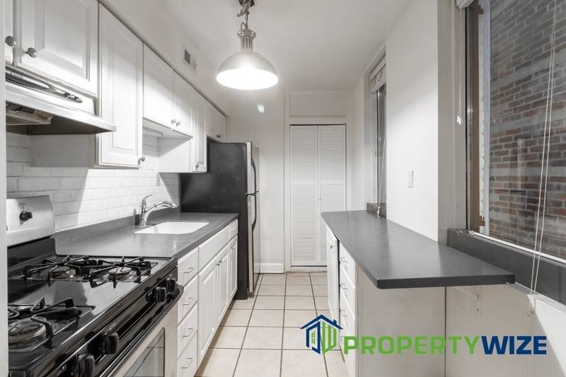 Townhouse for rent at 726 S Wolfe St, Baltimore, MD 21231