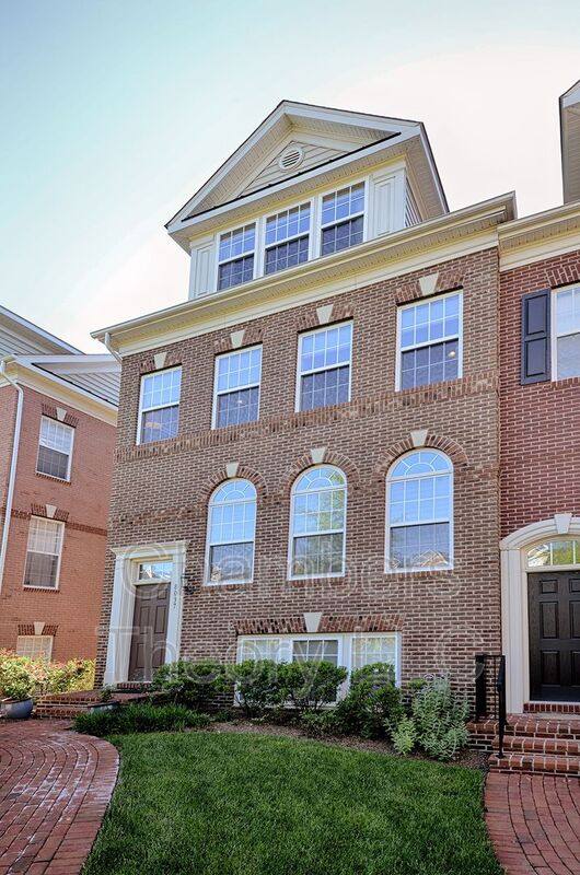 Townhouse for rent at 8037 Reserve Way, Vienna, VA 22182