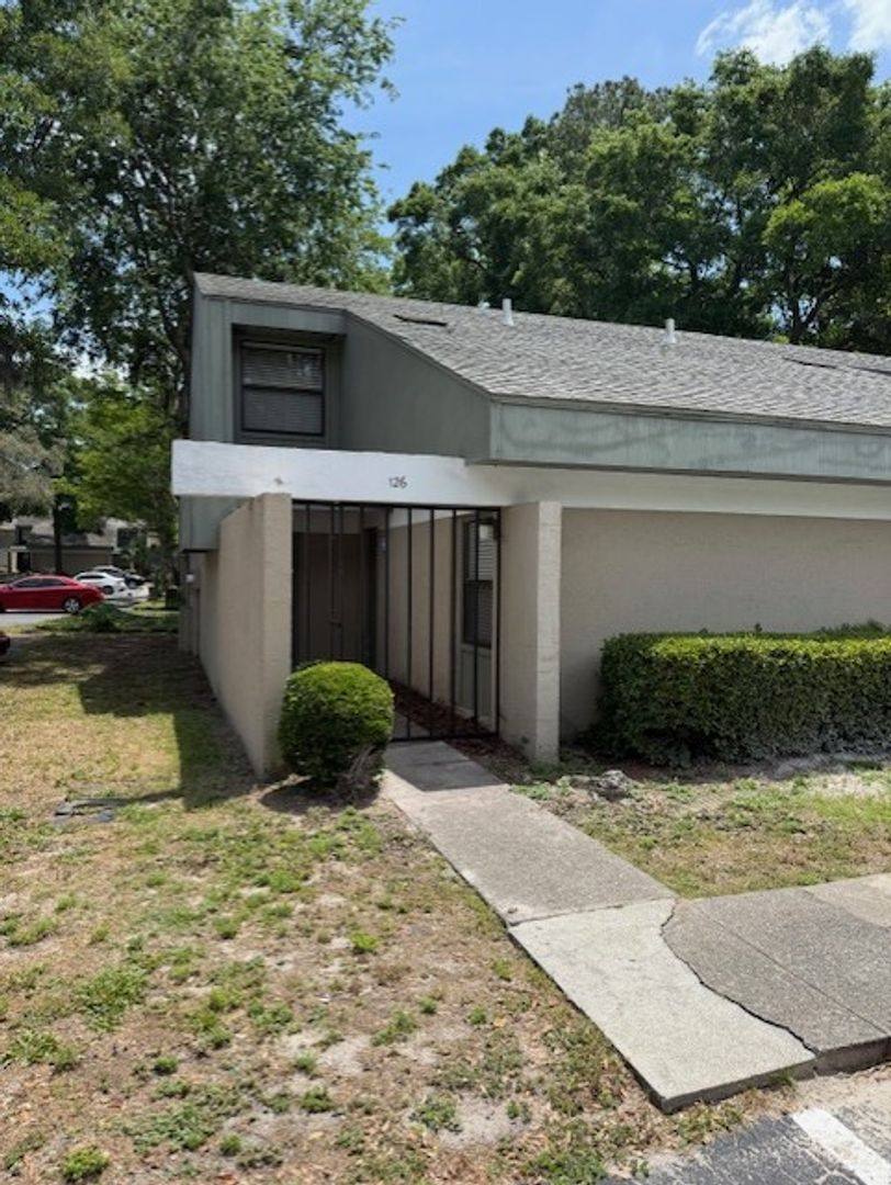 Condo for rent at 7200 SW 8th Ave, Gainesville, FL 32607