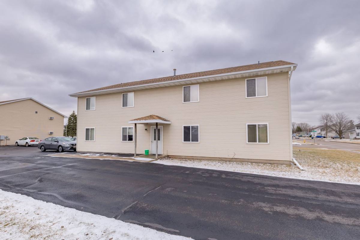 Apartment for rent at 2010 W Packer Ave, Oshkosh, WI 54901