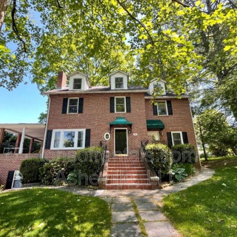 Condo for rent at 1316 Hyman Ave #3, Hendersonville, NC 28792