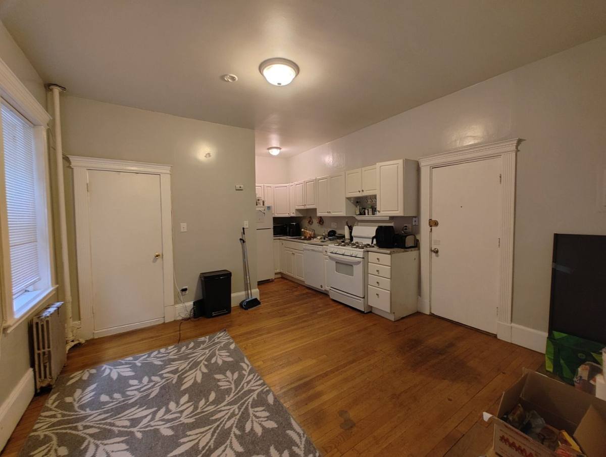 Apartment for rent at 460 Park Dr #1A, Boston, MA 02215