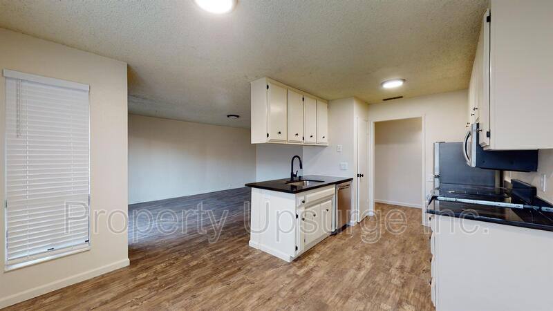 Apartment for rent at 905 Lakeside Dr #6, Red Bluff, CA 96080