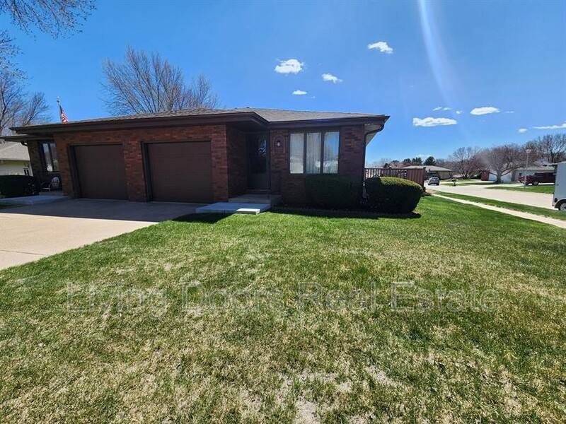 Apartment for rent at 1710 Eastridge Ave, Seward, NE 68434