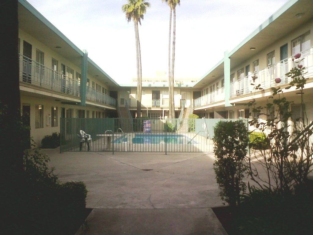 Apartment for rent at 9553 Flower St, Bellflower, CA 90706