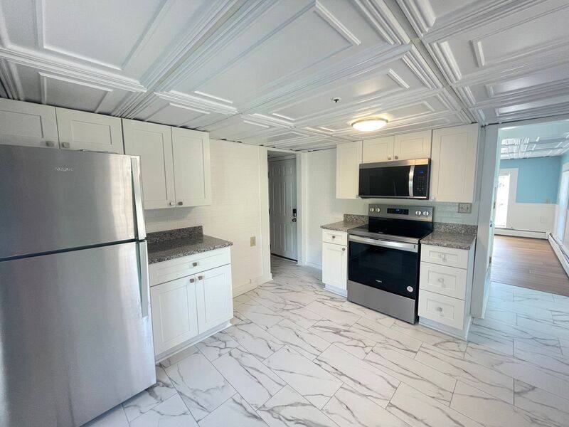 Apartment for rent at 44 Main St #3, Raymond, NH 03077