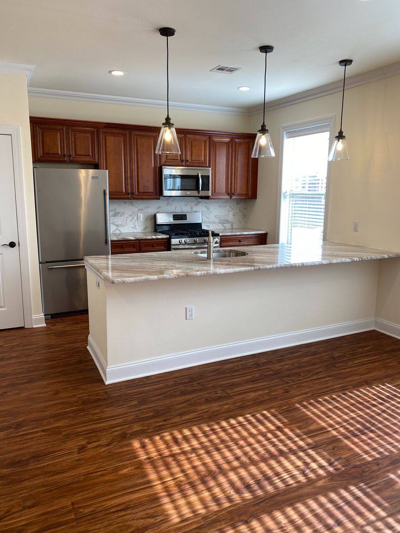Apartment for rent at 6 N Doughty Ave, Somerville, NJ 08876