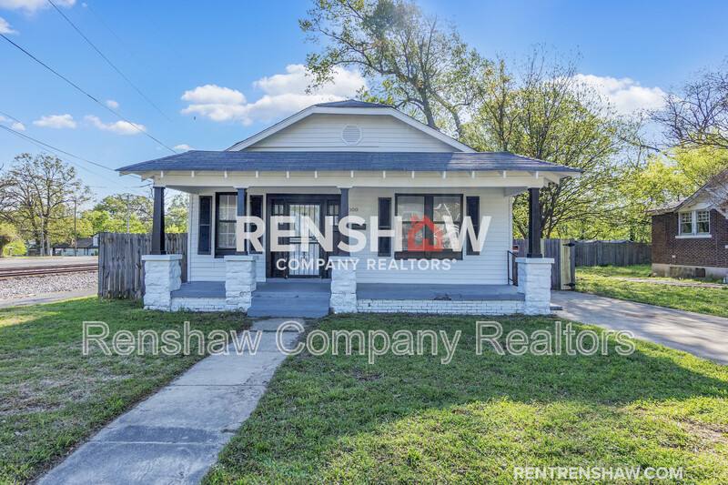 House for rent at 1100 Rozelle St, Memphis, TN 38106