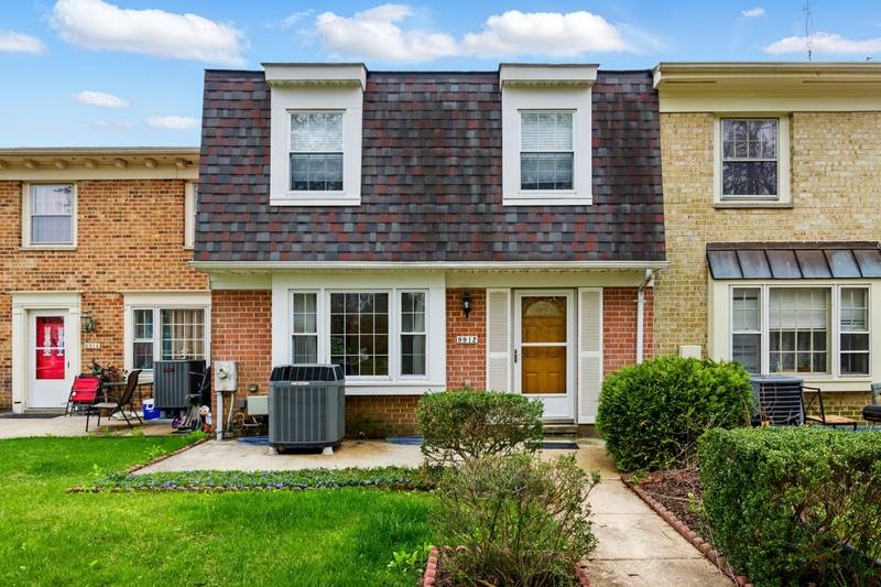 Townhouse for rent at 9912 Whiskey Run, Laurel, MD 20723