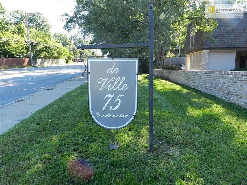 Condo for rent at 5105 W 75th, Prairie Village, KS 66208