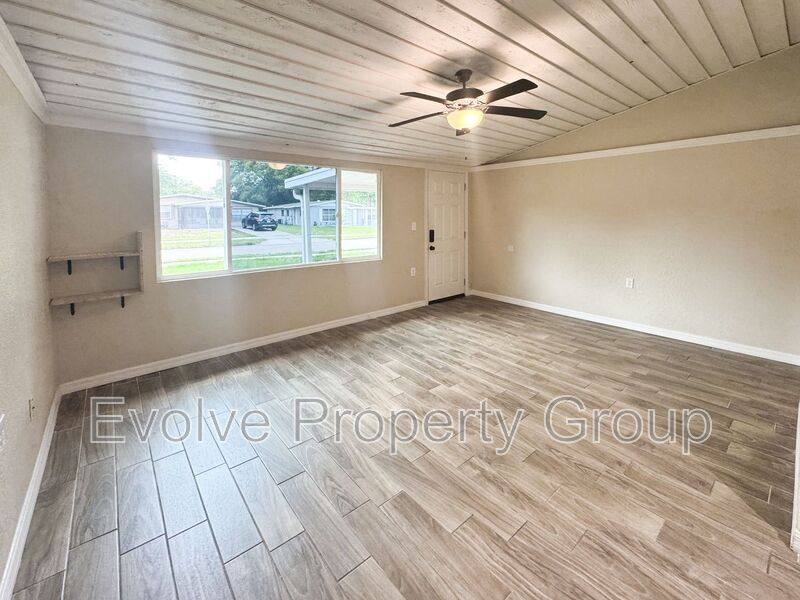 House for rent at 1921 Summerlin Ave, Sanford, FL 32771