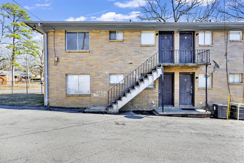 Apartment for rent at 7719 7th Ave S, Birmingham, AL 35206