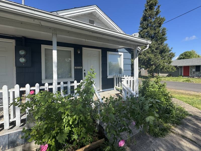Condo for rent at 2210 W 19th Ave #1, Eugene, OR 97405