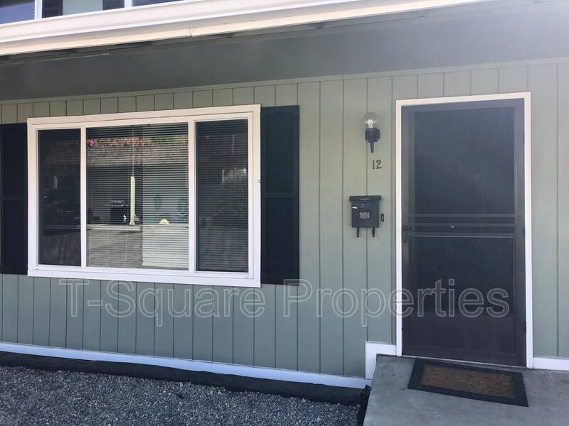 Townhouse for rent at 601 Ave A #12, Snohomish, WA 98290