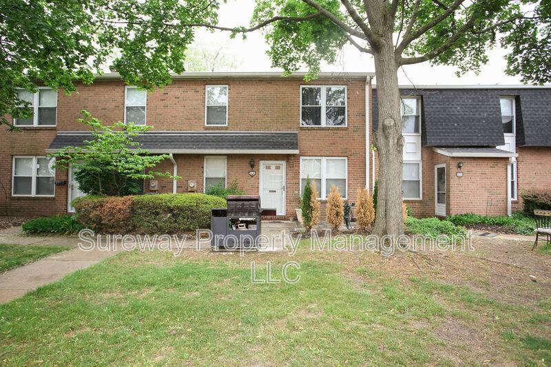 Townhouse for rent at 2116 Harbour Dr, Marlton, NJ 08053