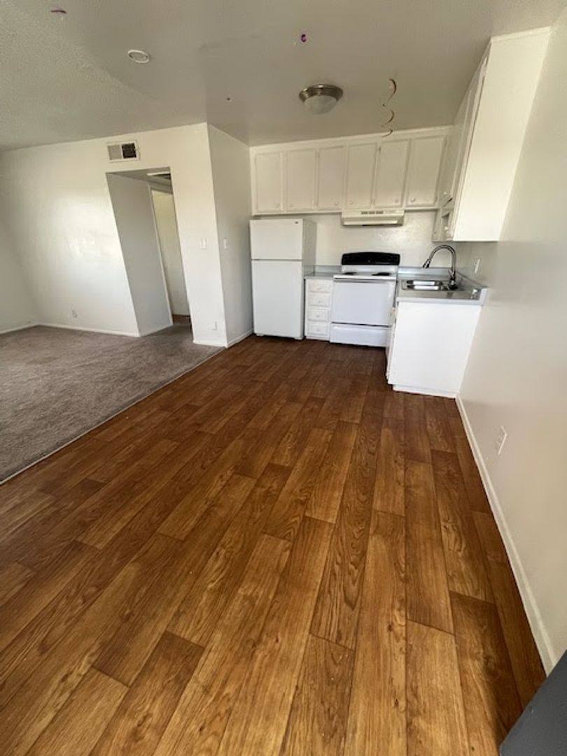 Apartment for rent at 721 Lilly Lane, Las Vegas, NV 89101