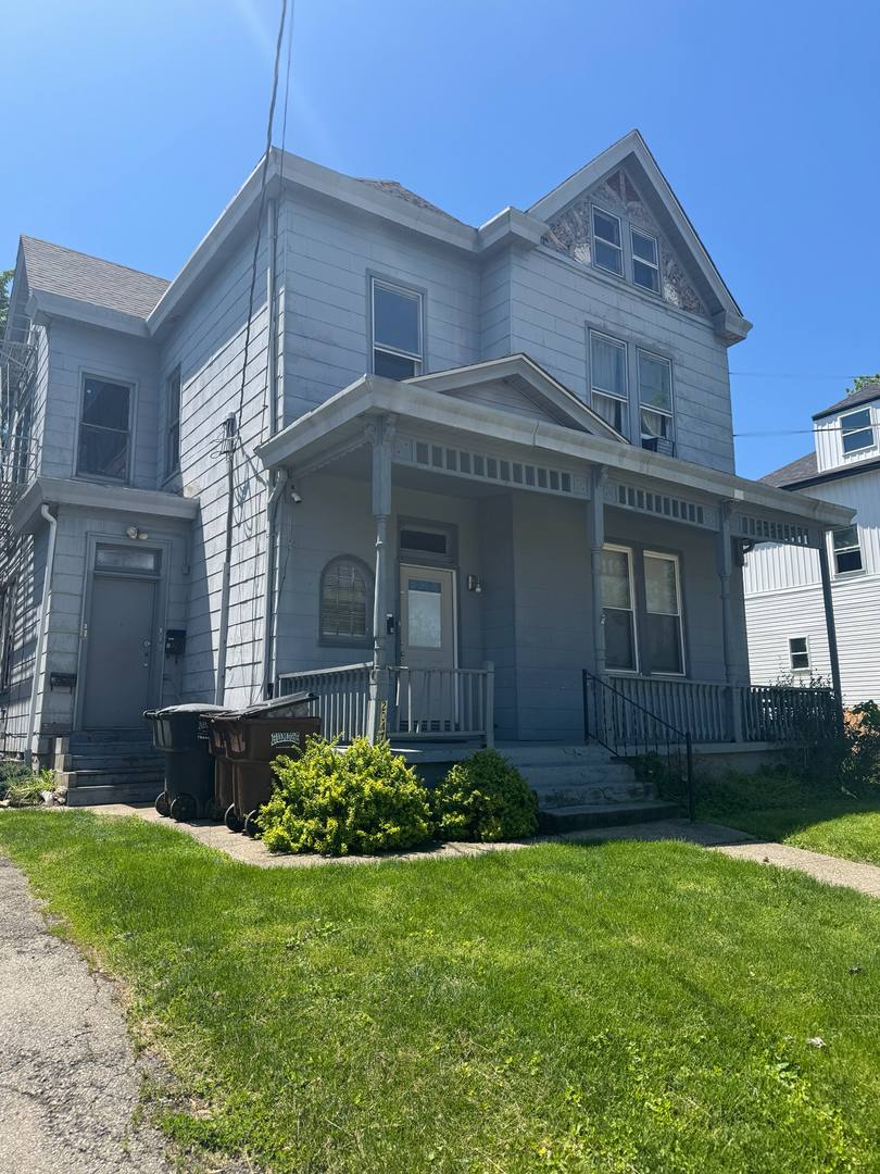 Apartment for rent at 2047 Lawrence Ave, Cincinnati, OH 45212