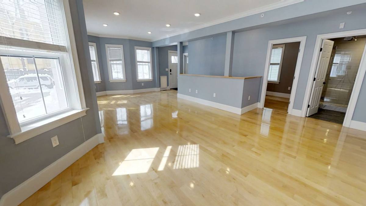 House for rent at 17 Orchard St #1R, Cambridge, MA 02140