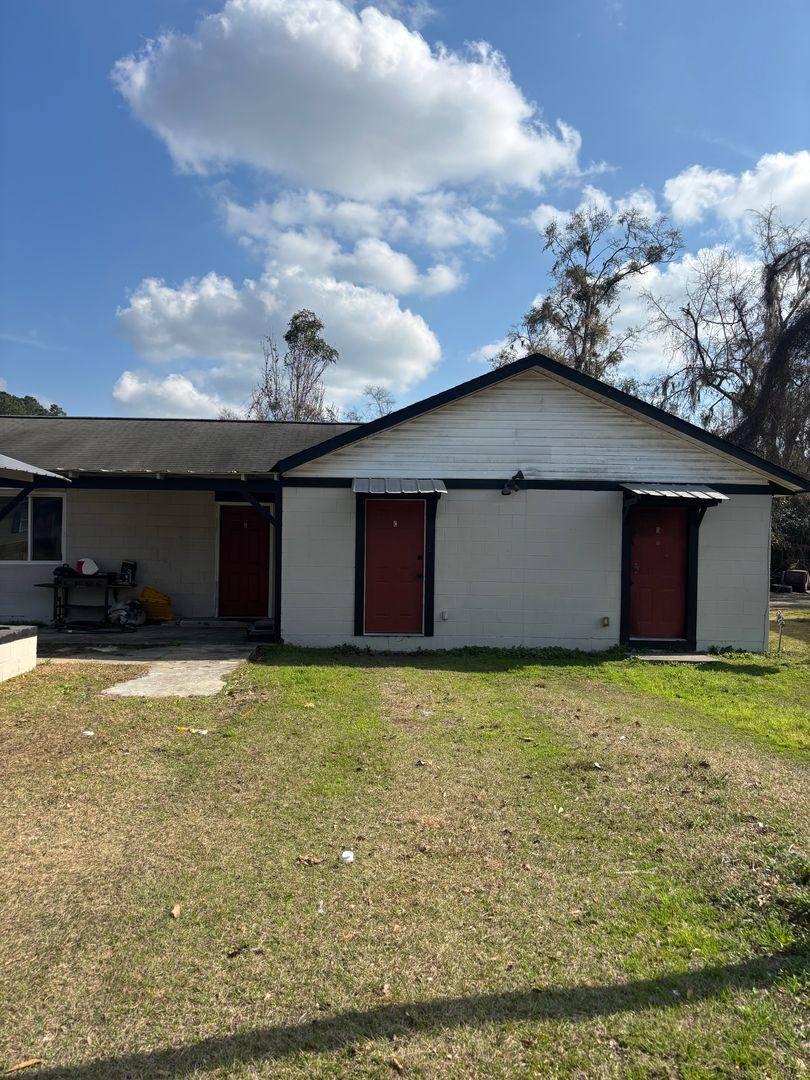 Apartment for rent at 34 Factory St SW, Ludowici, GA 31316