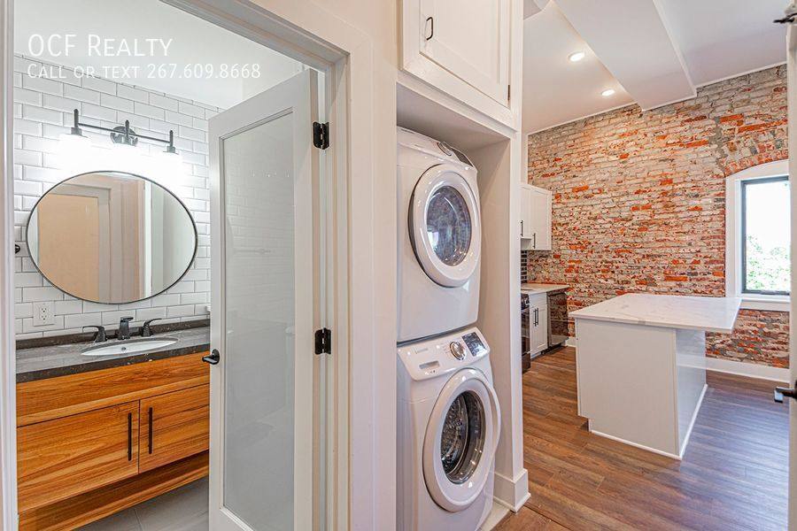 Condo for rent at 1211 Bainbridge St #4C, Philadelphia, PA 19147