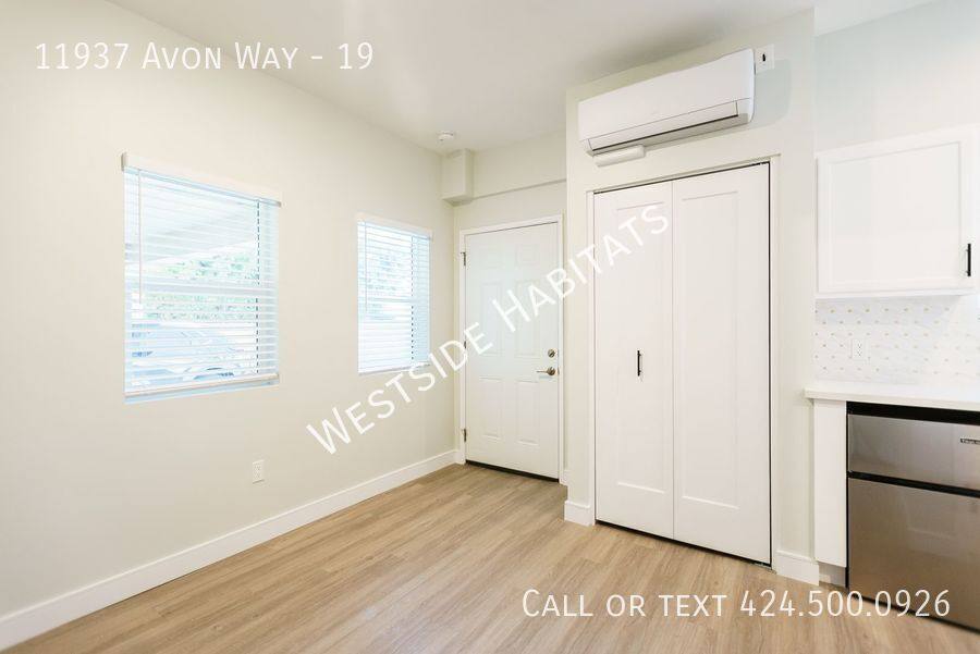 Apartment for rent at 11937 Avon Way #19, Los Angeles, CA 90066
