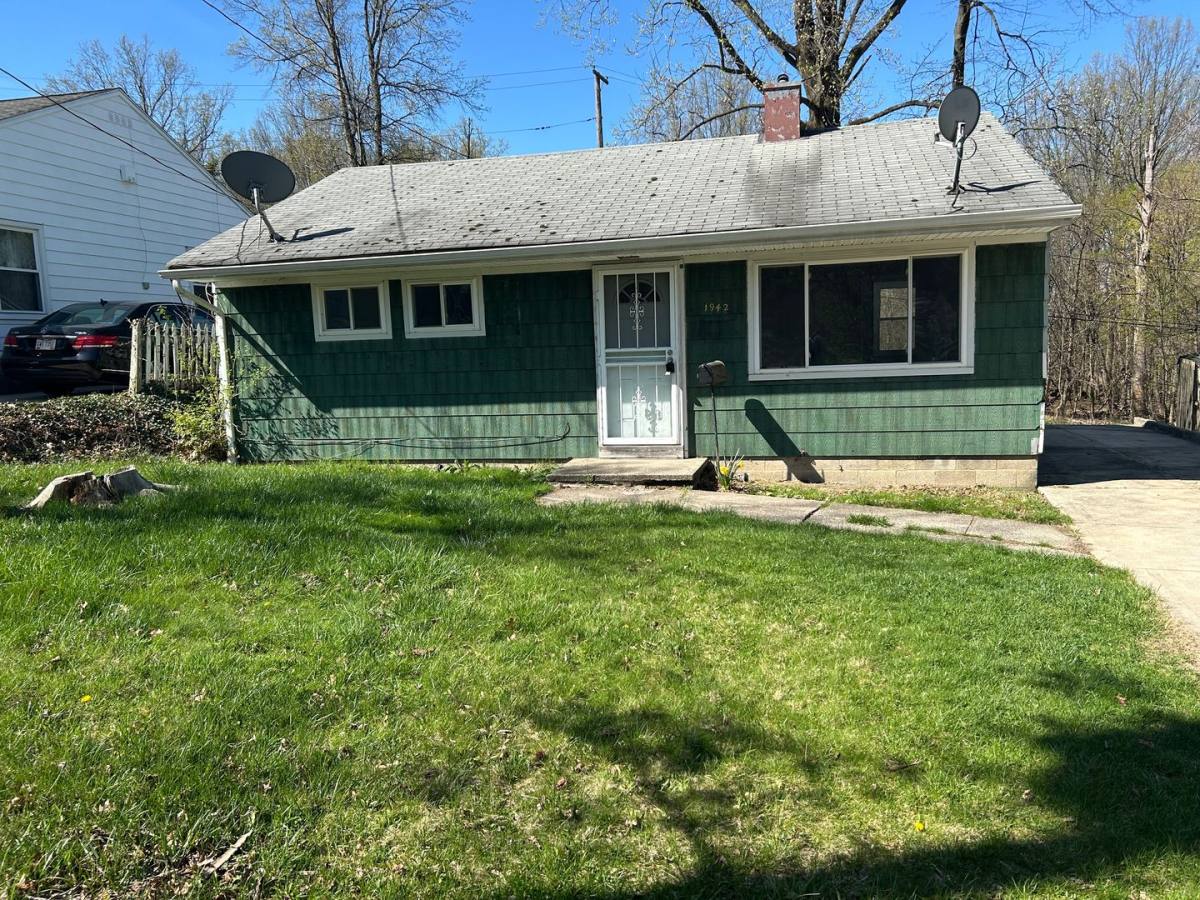 House for rent at 1942 Rookwood Rd, Cleveland, OH 44112