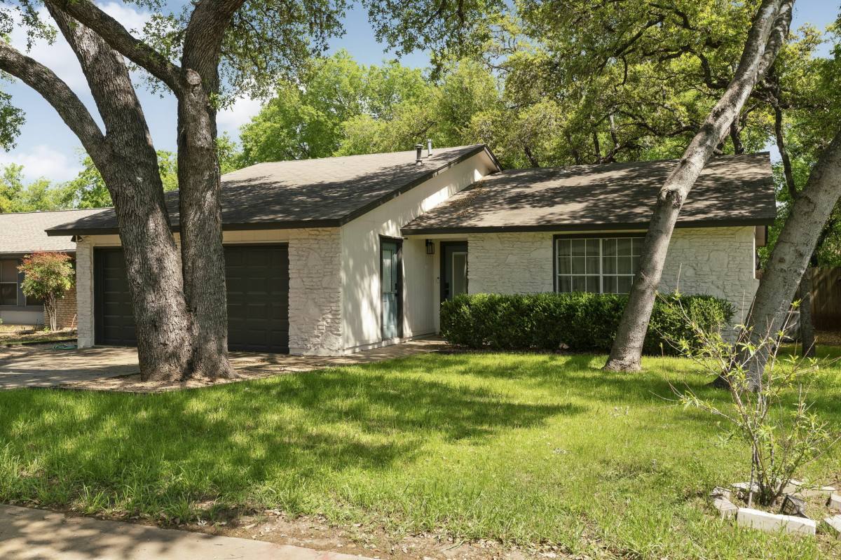 House for rent at 7507 Bender Dr, Austin, TX 78749
