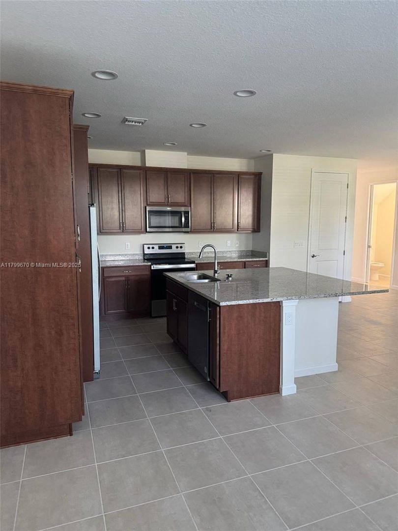 Townhouse for rent at 5230 Thatcher Court, Loxahatchee, FL 33470