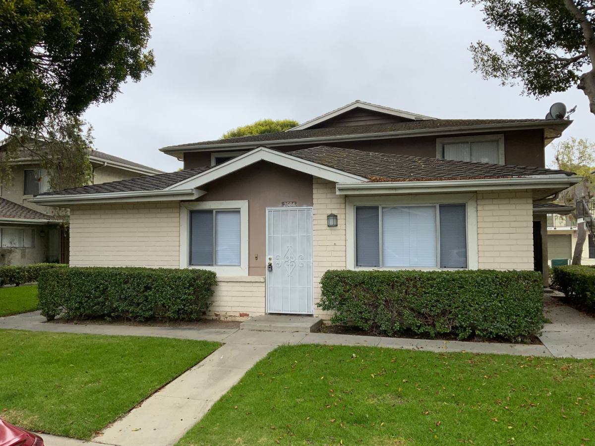 Condo for rent at 2584 Yardarm Ave, Mountain View, CA 94041