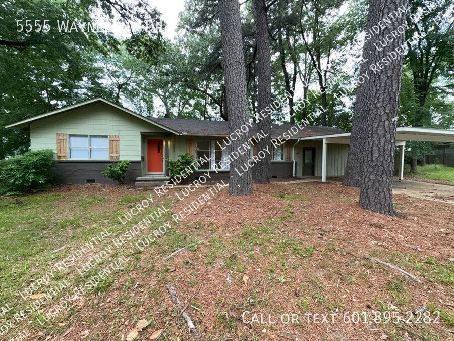 House for rent at 5555 Wayneland Dr, Jackson, MS 39211