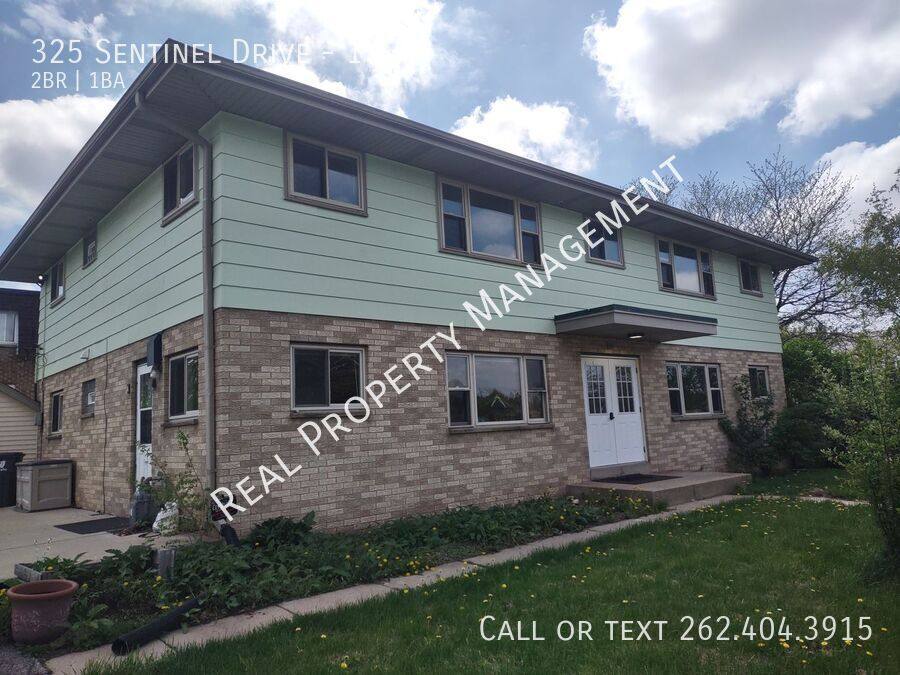 Apartment for rent at 325 Sentinel Dr #1, Waukesha, WI 53189
