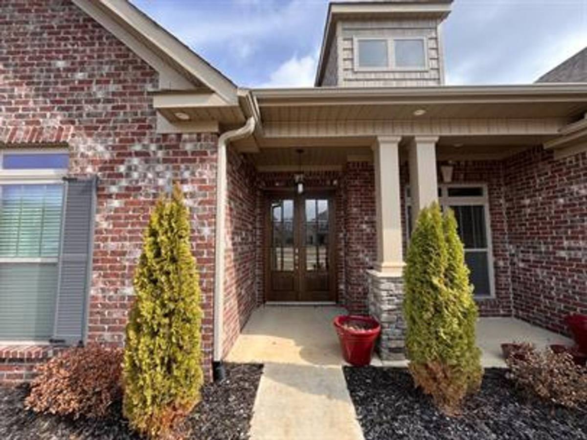 House for rent at 7419 Flint Crossing Circle SE, Owens Cross Roads, AL 35763