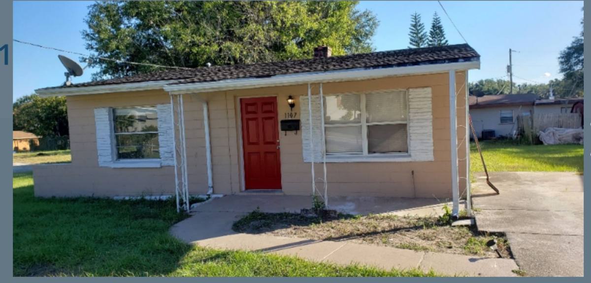 House for rent at 1107 E Main St, Leesburg, FL 34748