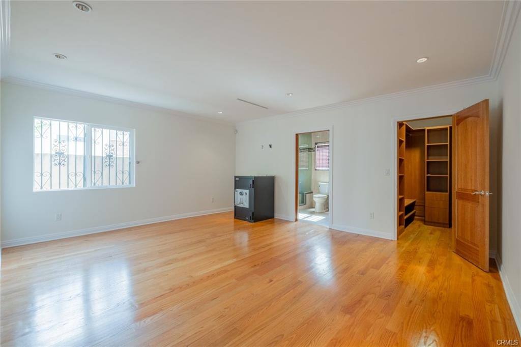 House for rent at 1328 Grandview Ave, Glendale, CA 91201