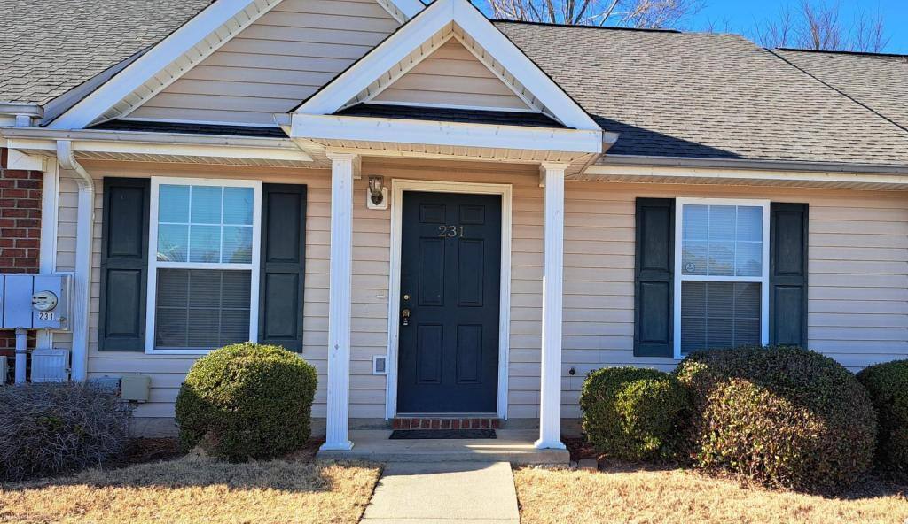 Townhouse for rent at 231 Lynbrook Way, Grovetown, GA 30813