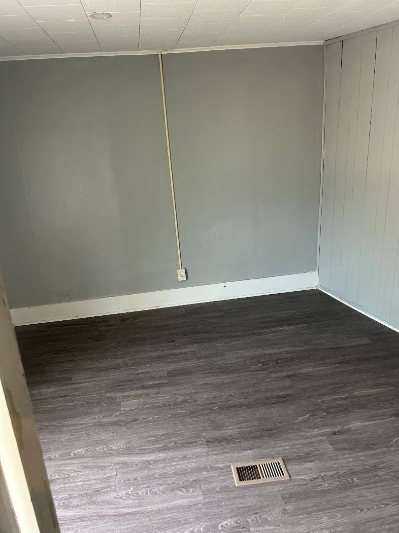 Apartment for rent at 359 E 4th St #1 2, Chillicothe, OH 45601