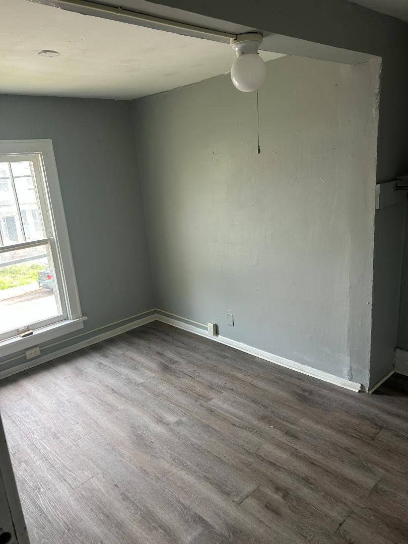Apartment for rent at 359 E 4th St #1 2, Chillicothe, OH 45601