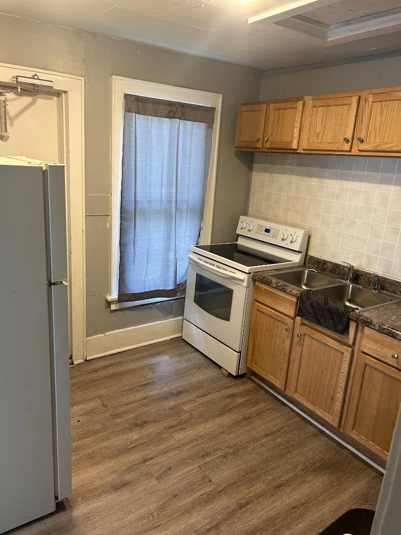 Apartment for rent at 359 E 4th St #1 2, Chillicothe, OH 45601