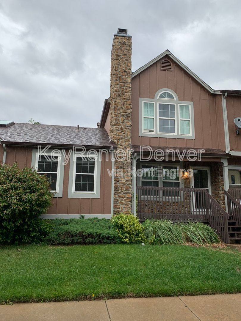 Apartment for rent at 1217 S Flower Circle E, Denver, CO 80232