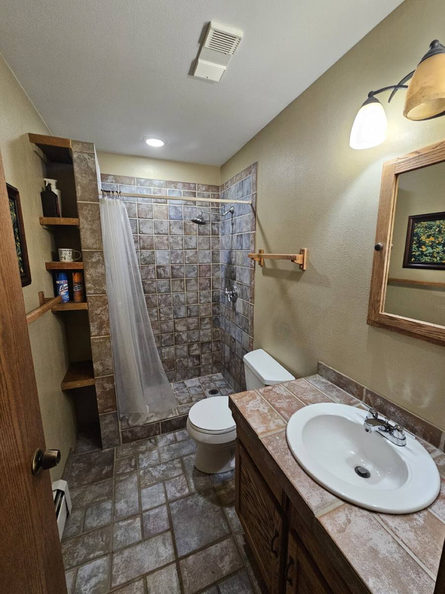 Apartment for rent at 10000 Ryan Gulch Rd Bldg G, Silverthorne, CO 80498