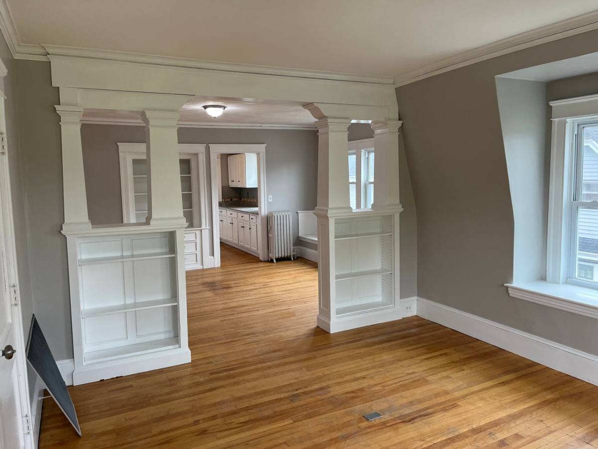 Apartment for rent at 6 Oliver St, Worcester, MA 01603