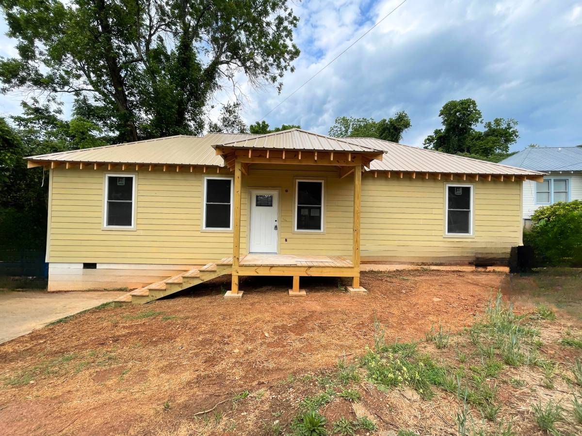 House for rent at 1253 E Broad St, Athens, GA 30601